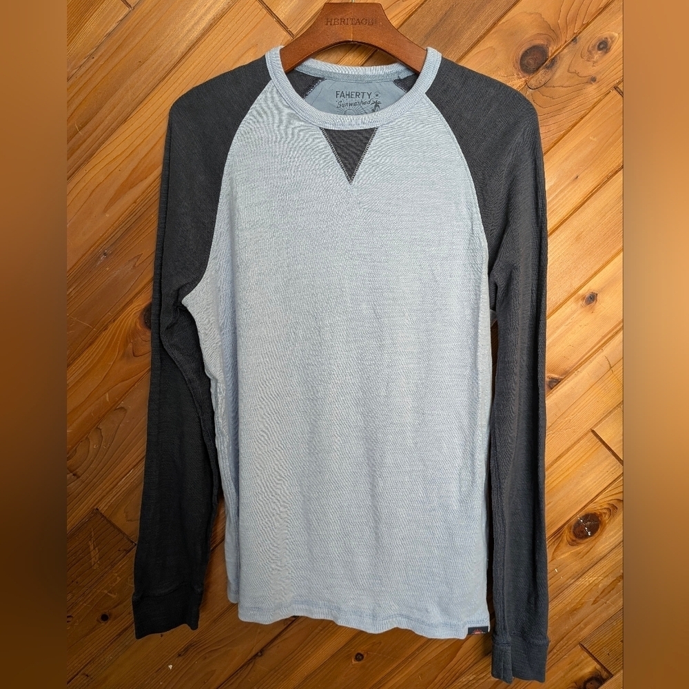 Faherty Sunwashed organic cotton raglan long sleeve tee Size Medium